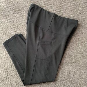 ebb & flow capri spandex, size M